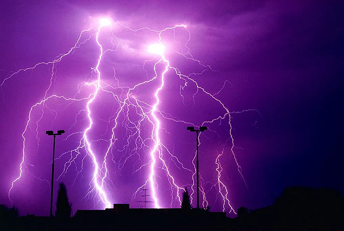 深入了解防雷檢測現(xiàn)場方法，有效守護建筑安全